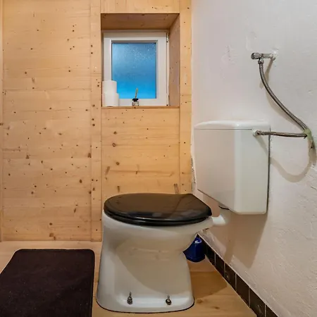 Adlerhorst Grossglockner By Interhome Horská chata *