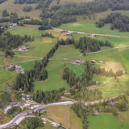 Adlerhorst Grossglockner By Interhome Horská chata *